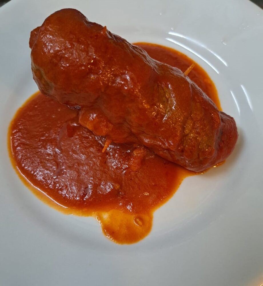 Cucina tipica da Vittorio, BRACIOLA AL SUGO