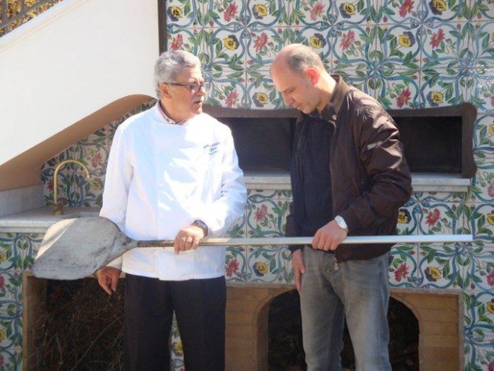 Giugno 2012: Don Alfonso riaccende il forno e Franco Pepe è il primo pizzaiolo a lavorare in un bistellato Michelin