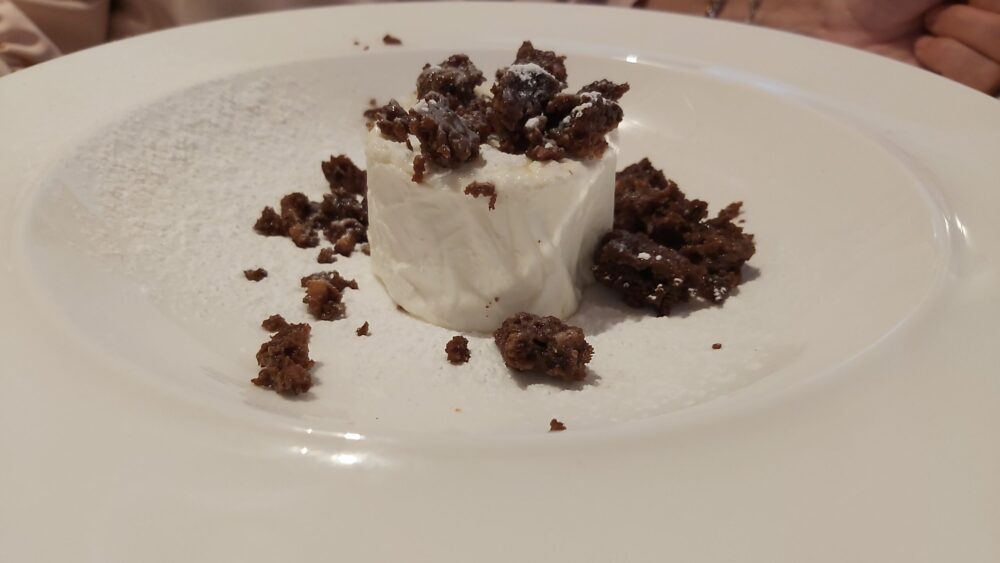 Locanda de foris – dessert allo yogurt e caramello