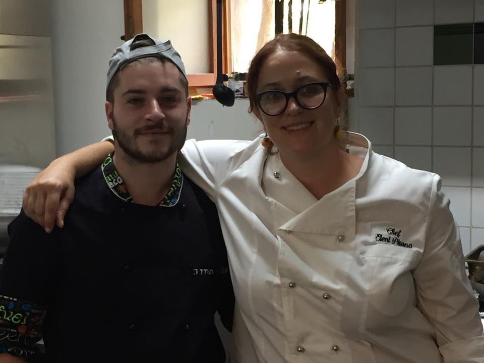 Guido ed Eleni, in cucina alla Cantina dell'Azienda Agricola Nicola Bianco