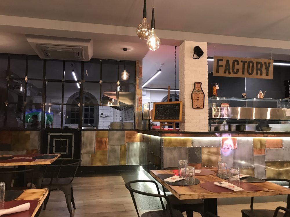 380’ Officine della pizza - cucina