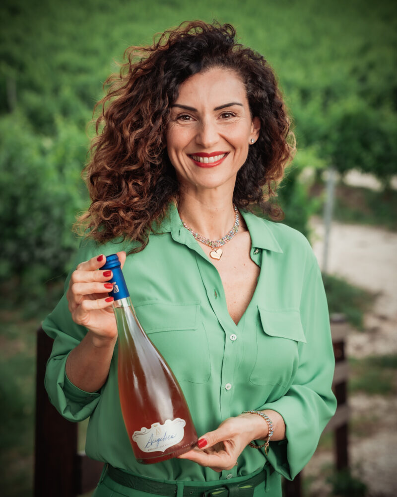Angelica Tufariello e il suo vino - Tenuta Lagala