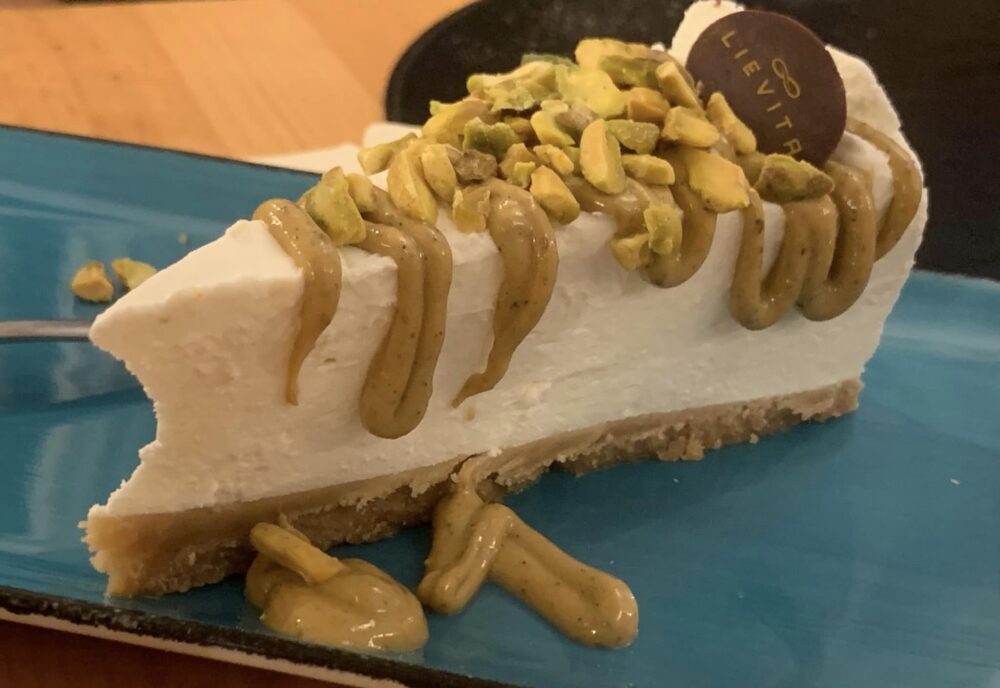 Pizzeria Lievita a Pontecagnano, cheesecake cake al pistacchio