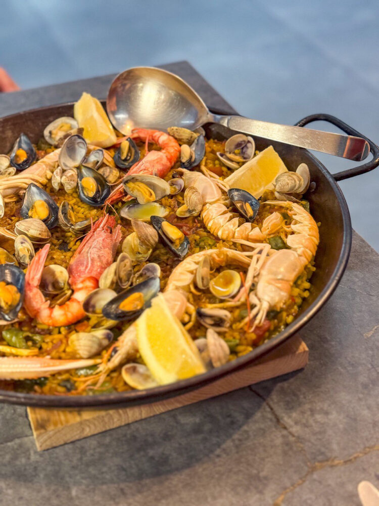 Paella de marisco - Santupietro Restaurant