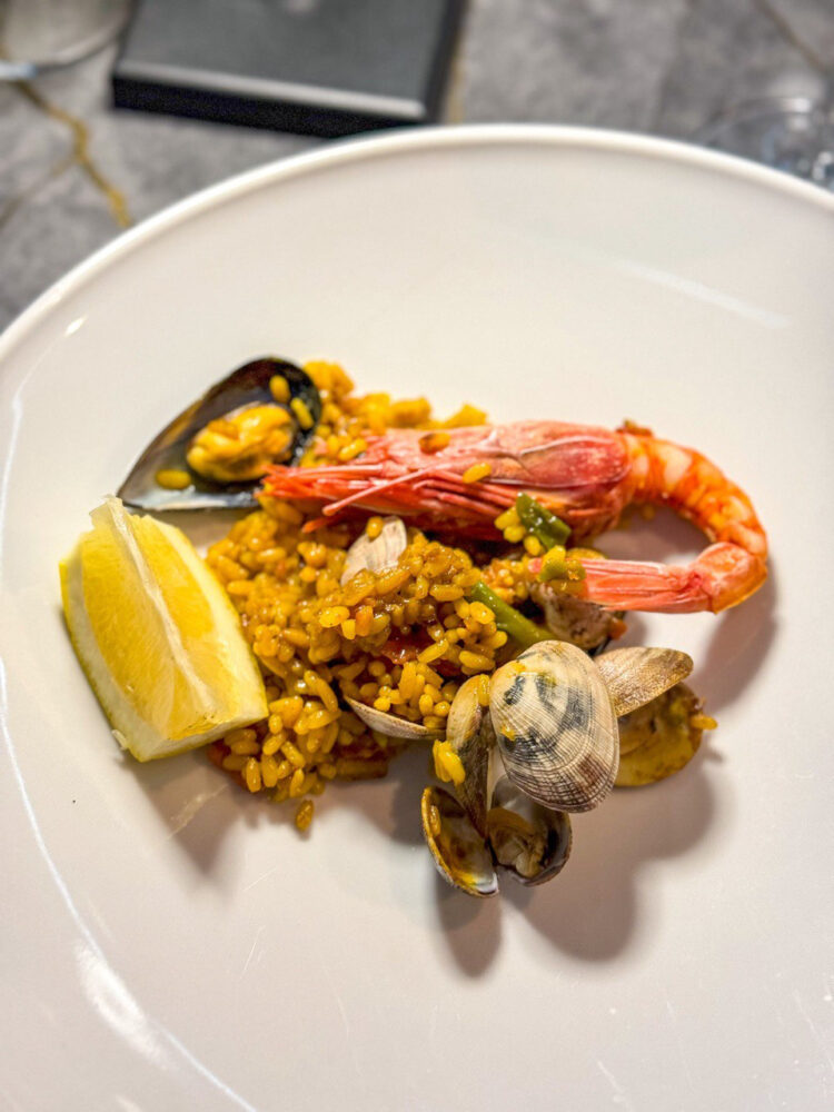 Paella de marisco - Santupietro Restaurant