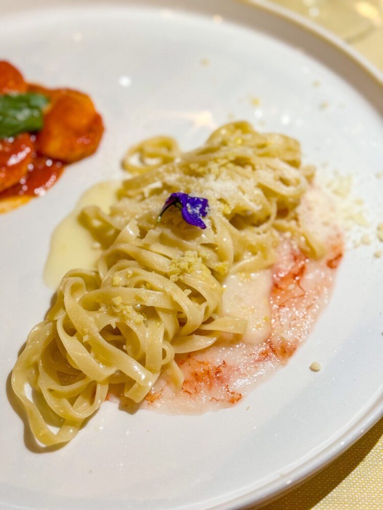 Fettuccine al limone su carpaccio di gambero siciliano - Paolino Capri