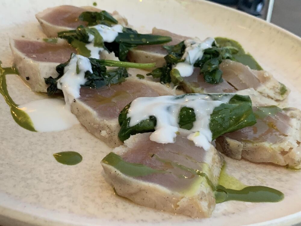 Mare Bistrot a Fiumicino, tataki di alalunga