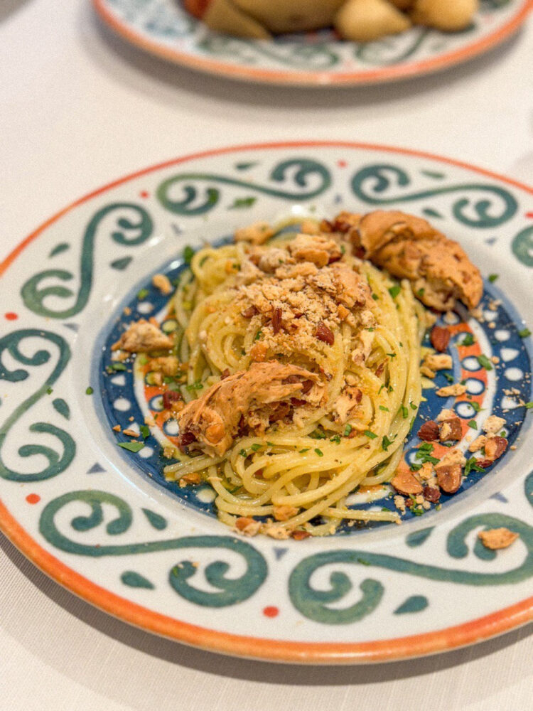 Spaghetti aglio, olio e peperoncino - Hosteria Ara