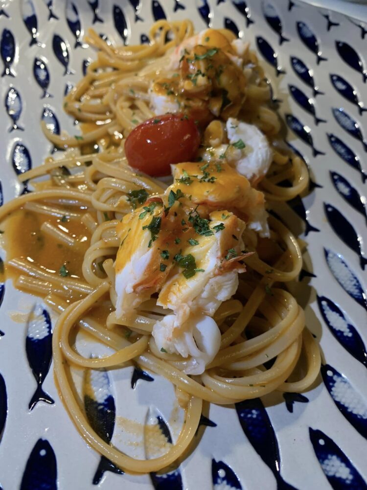 Il Veliero ad Acciaroli, linguine con aragoste locali