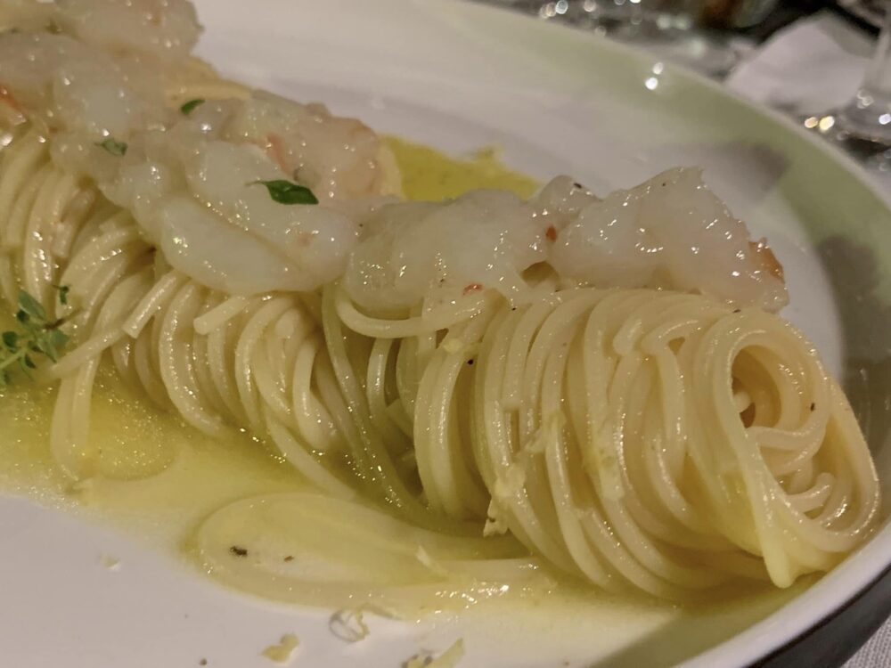 Locanda Le tre sorelle, spaghettini al limone e gamberi crudi