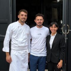 Lo chef Nicola Gentile con Biagio Fiorino e Mariangela Lops