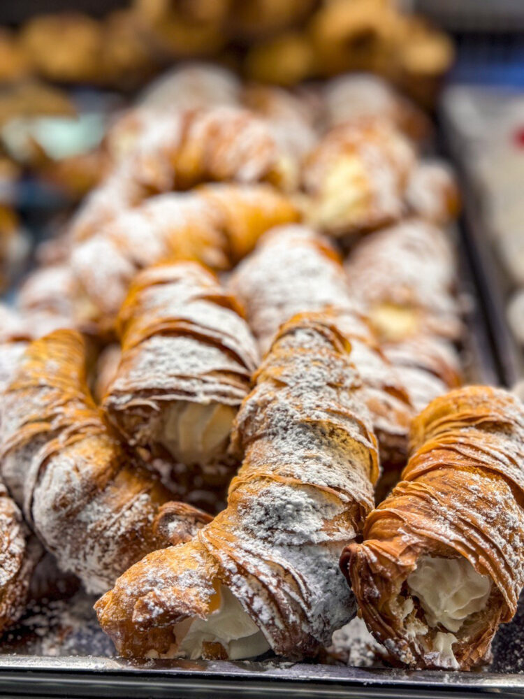 Code di aragosta - Pasticceria Pieretti , Caserta