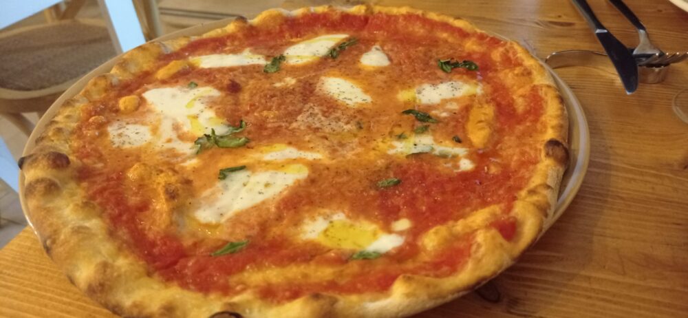 Sintesi Pizza e Cucina Autentica Margherita Antica