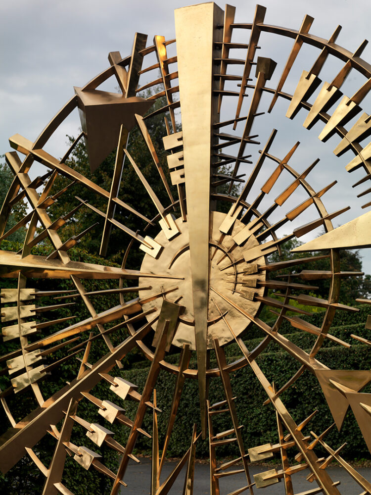 Cancello solare, Arnaldo Pomodoro