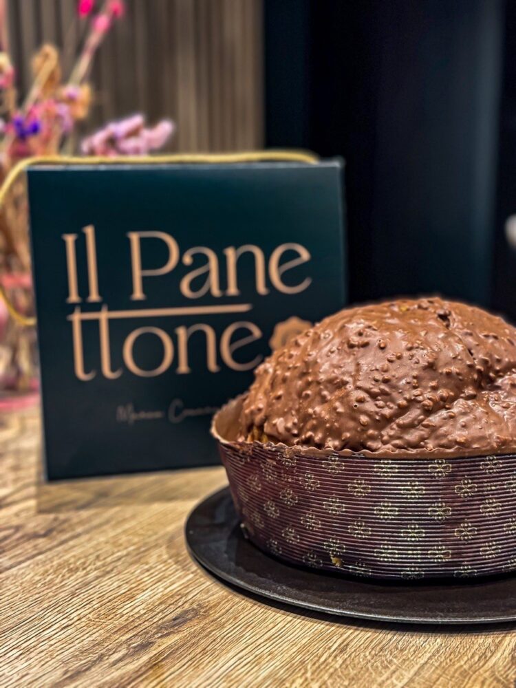 Presentazione Panettone Giffoni- Contemporanea