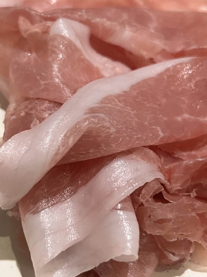 Osteria Umagazzeo - il prosciutto del papà